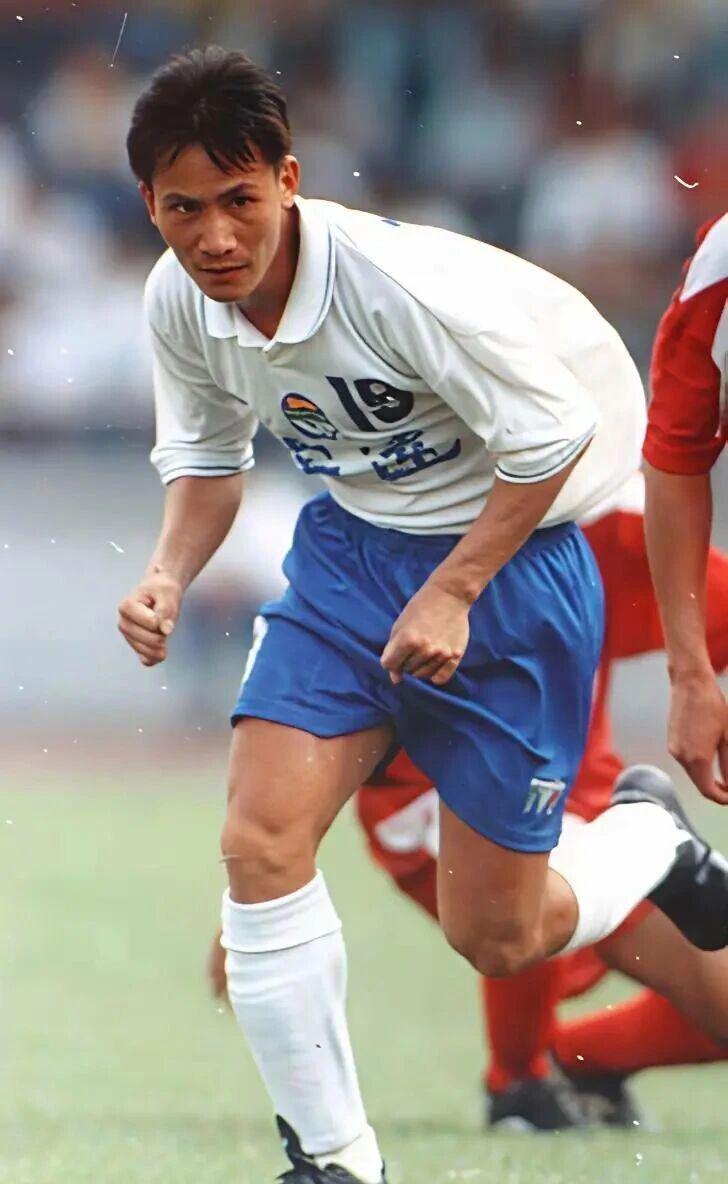 九游体育平台-广东队19朝元老，职业化元年宏远最佳射手，湛江吴川球员，李朝阳