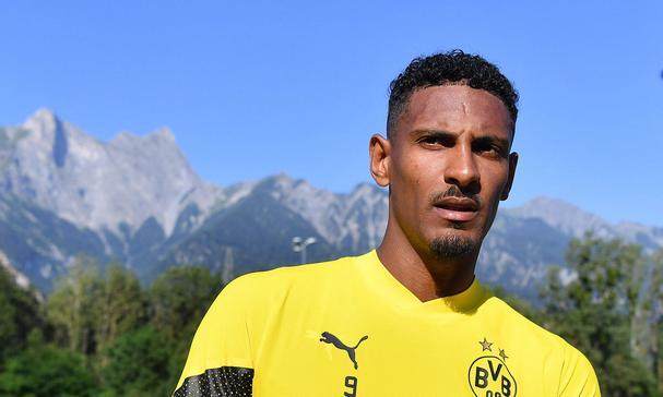 九游体育赛事-阿莱与多特蒙德遭晴天霹雳，重复投资or扶正妖童？